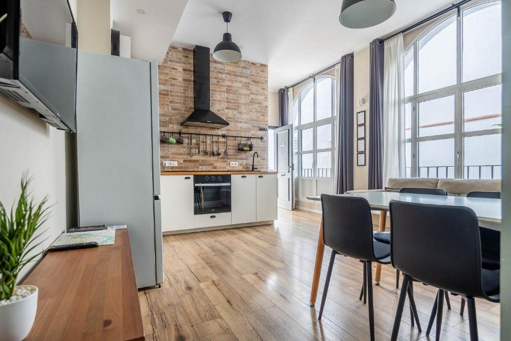 Kuchyňa alebo kuchynka v ubytovaní Feria Apartments