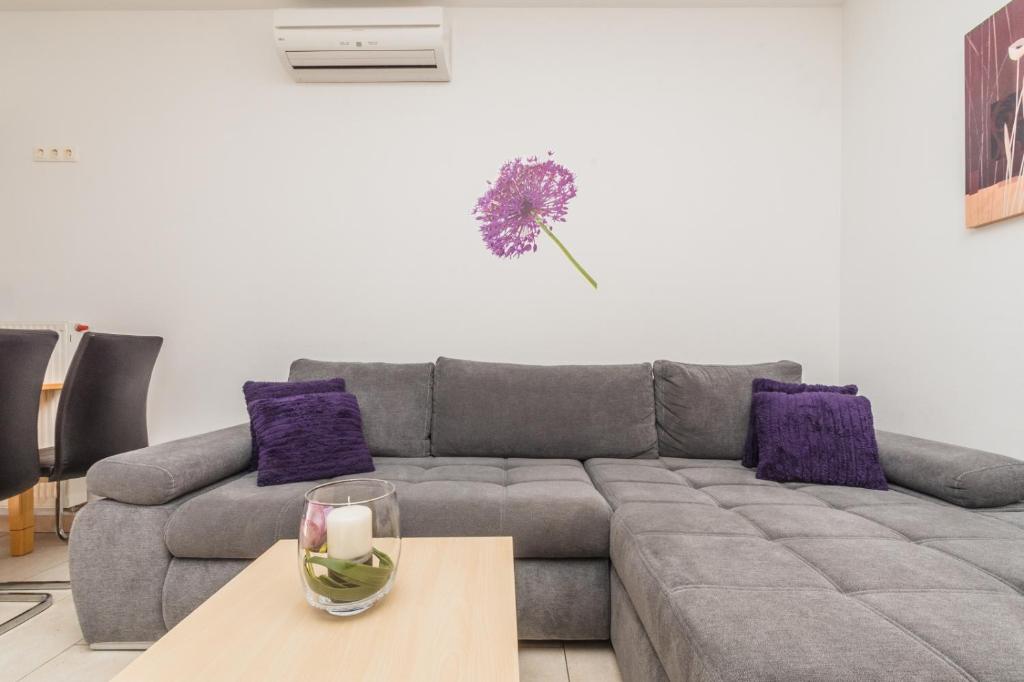 Posedenie v ubytovaní Apartment in Crikvenica with sea view, terrace, air conditioning, WiFi 3492-5