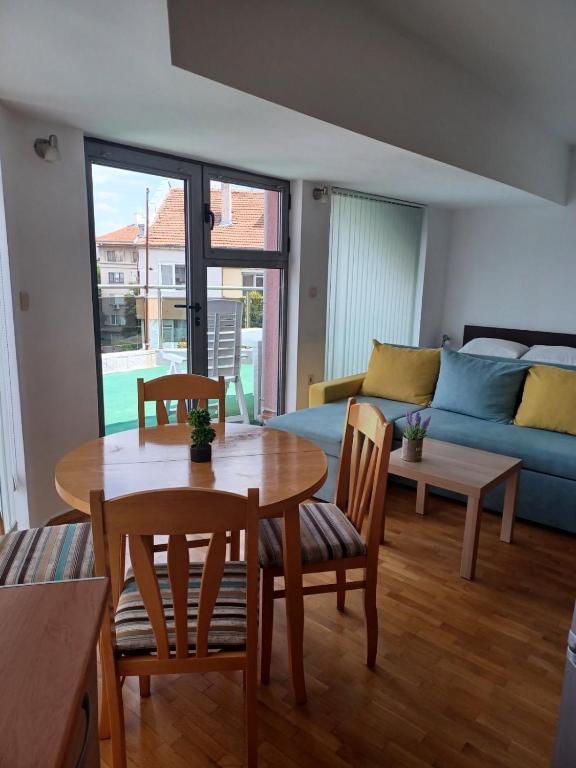 Vacha Apartment