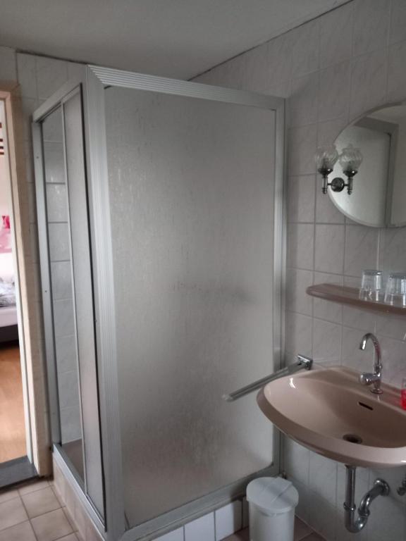 Koupelna v ubytování Gasthof Feische