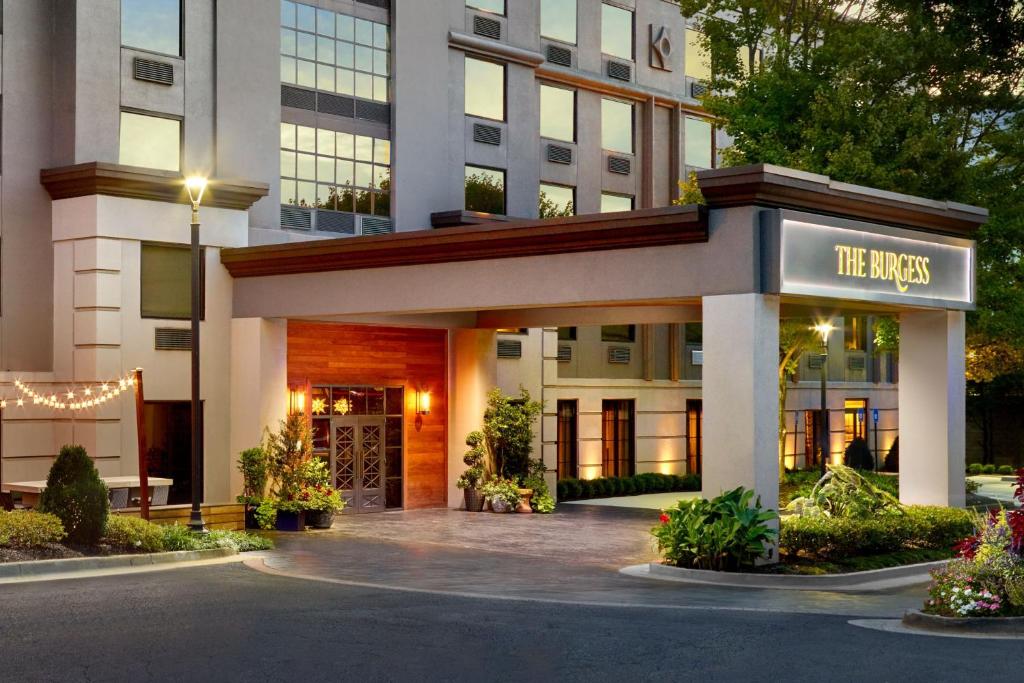 Budova, kde se hotel nachází