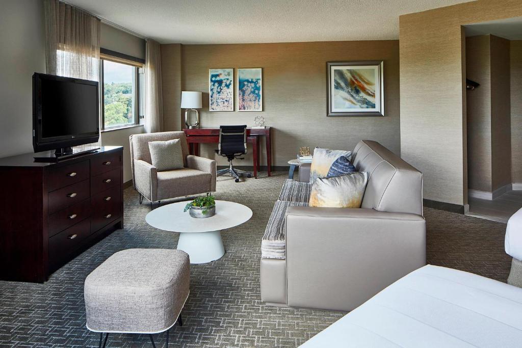 Minneapolis Marriott West photo