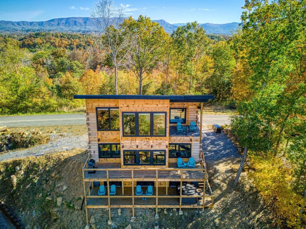 Smoky Lake Retreat cabin, Dandridge (updated prices 2024)