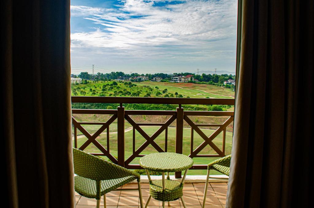 Balkón nebo terasa v ubytování Bangi Resort Hotel