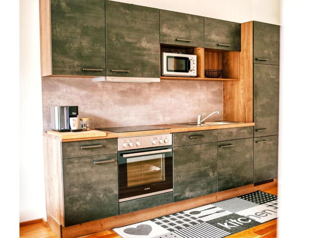 Köök või kööginurk majutusasutuses Apartment in Hohentauern with sauna