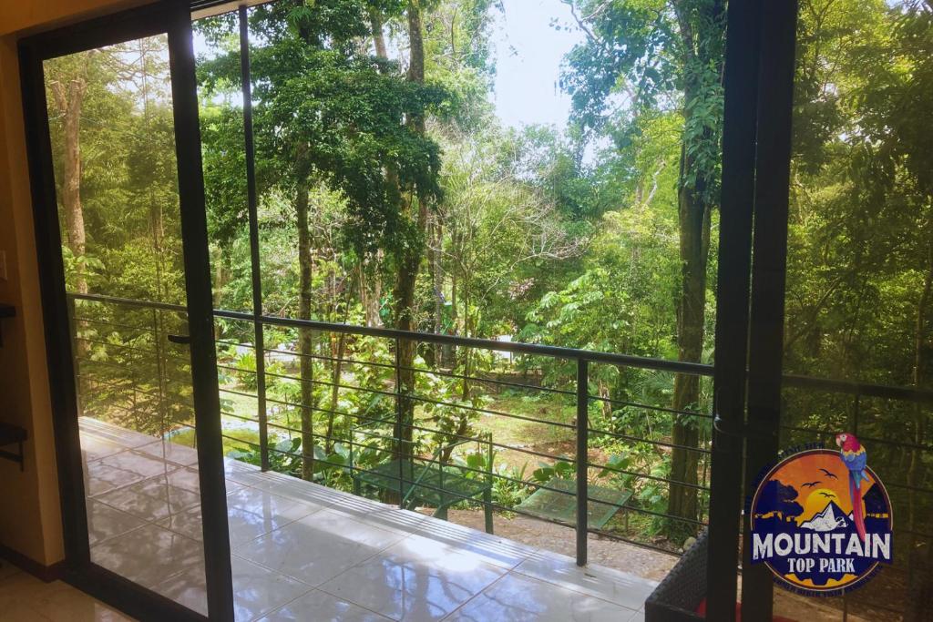 Mountain Top Park Hotel
