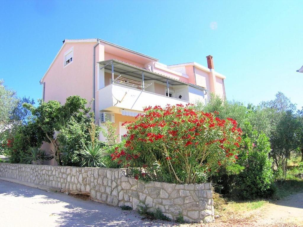 Vonkajšia záhrada v ubytovaní Apartment Miroslav