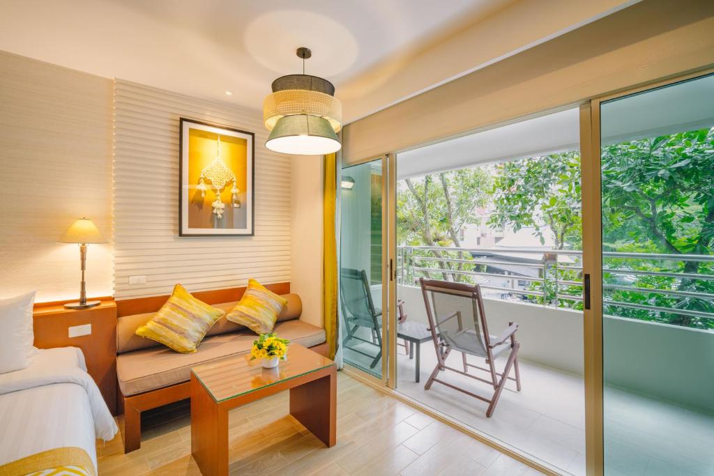 The Royal Paradise Hotel & Spa - SHA Extra Plus - Resim 17