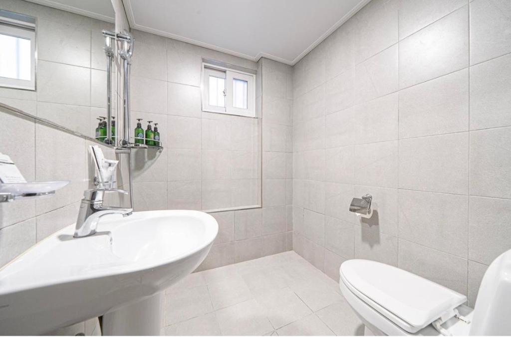 Koupelna v ubytování HOTEL mini