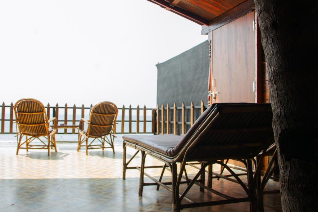 Un balcón o terraza en O3 Beach Resort