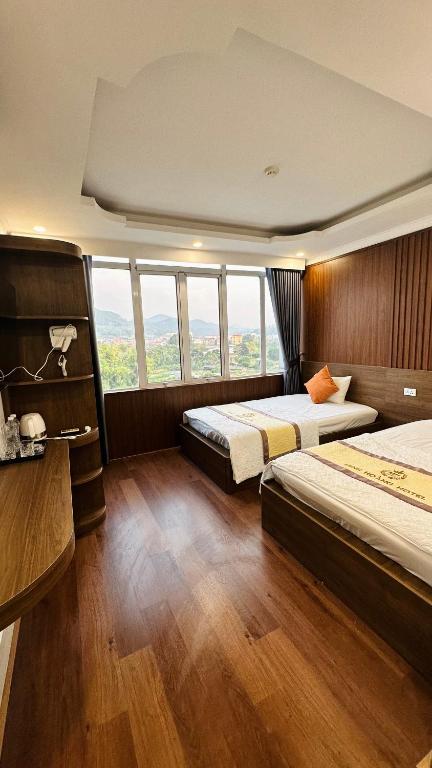 Minh Hoang Hotel & Homestay - Camera Doppia Con Letti Singoli Con Vista Lago