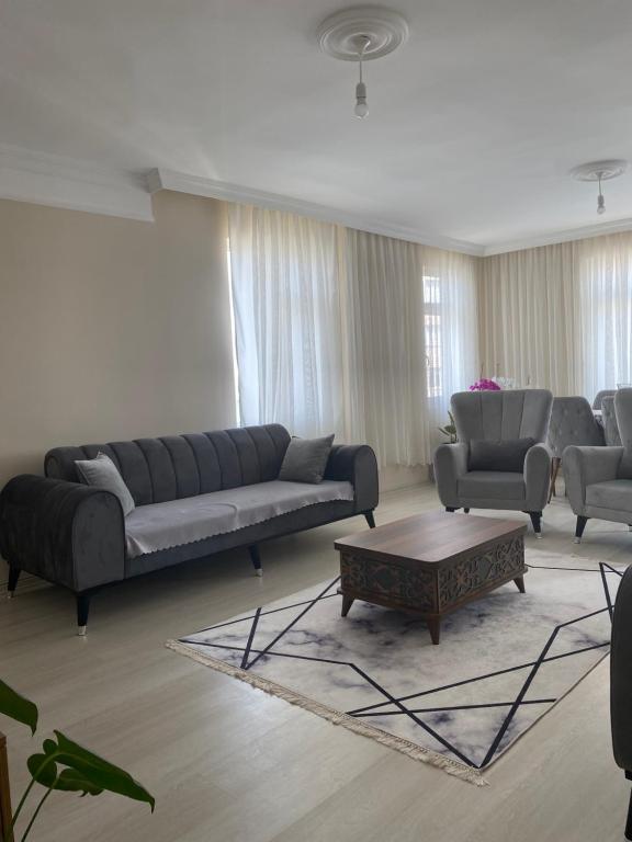 Serit’s home, Antalya – Updated 2024 Prices