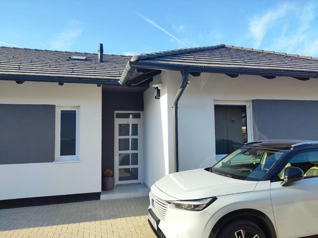 Pe-Ki Apartman Székesfehérvár 8000 Székesfehérvár, 58 Gyulafehérvári utca kép - 1