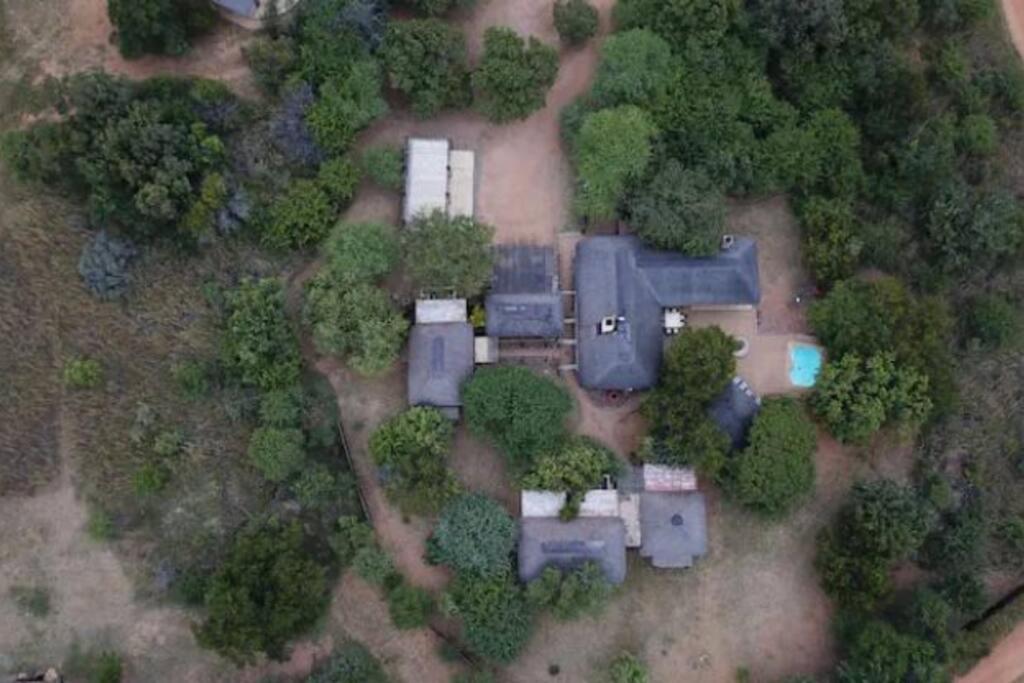 Budova, kde se vila nachází