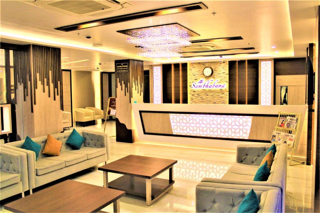 Posezení v ubytování Sambhabana Hotel & Suites