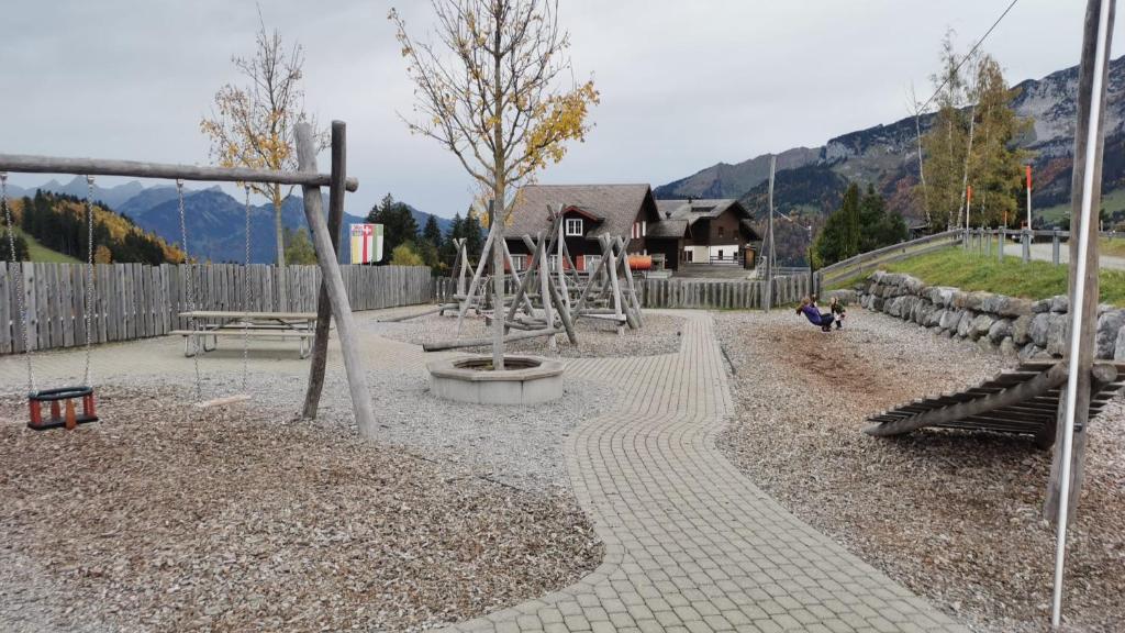 Nespecifikovaný výhled na hory nebo výhled na hory při pohledu z apartmánu