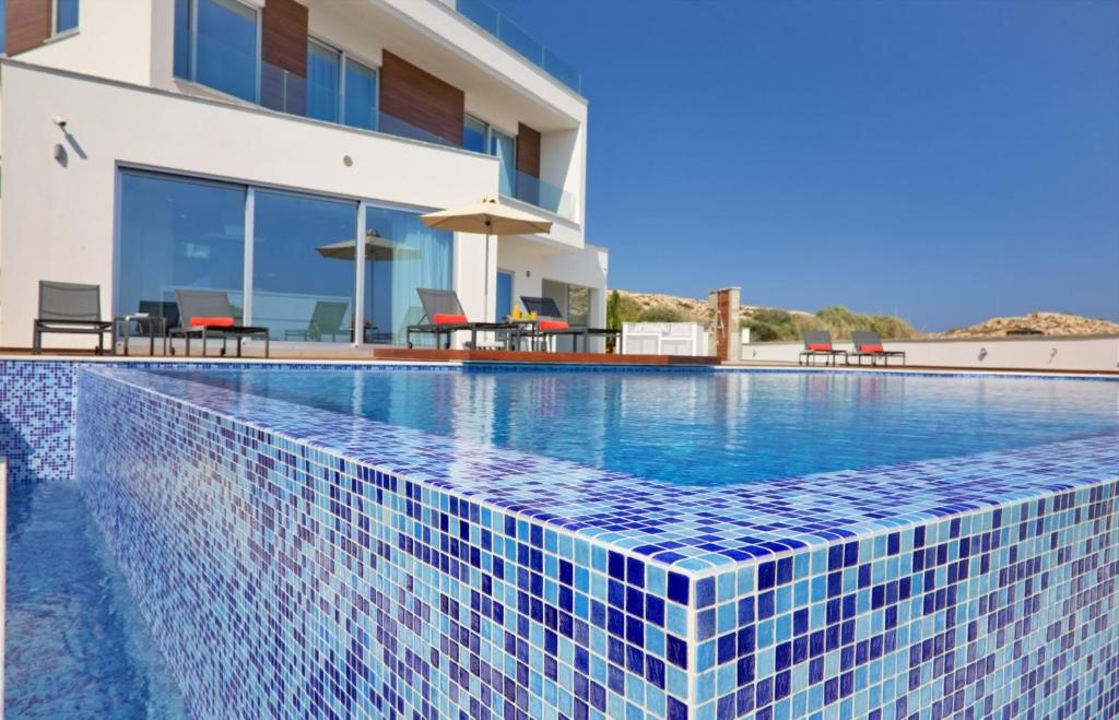 Sea Pearl Luxury Beachfront Villas - Villa