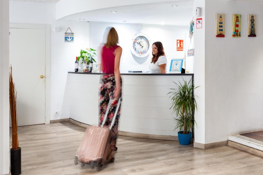 Vstupní hala nebo recepce v ubytování Checkin Torredembarra