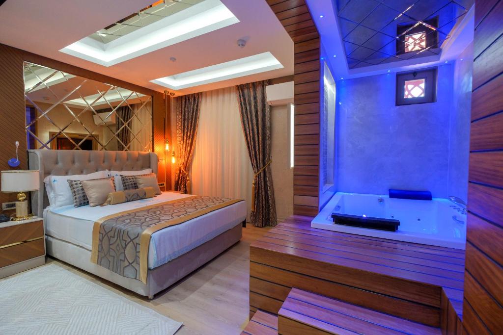 Elysium Deluxe Suites Antalya - Deluxe Suite With Spa Bath