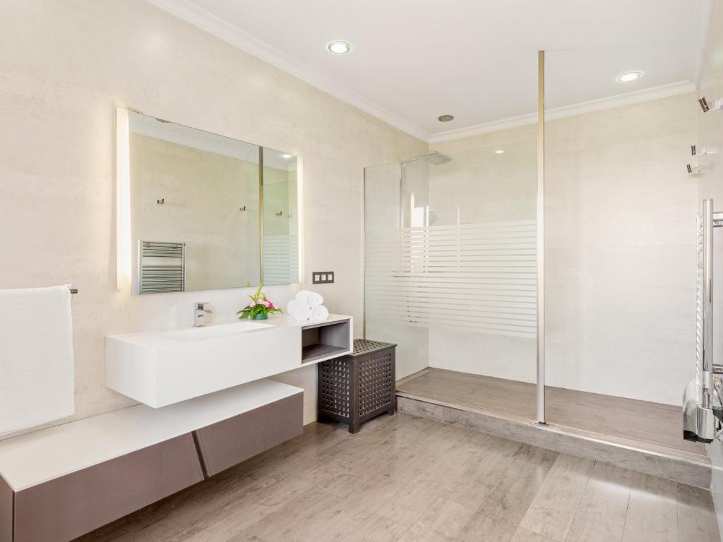 Un baño de Sky Villa