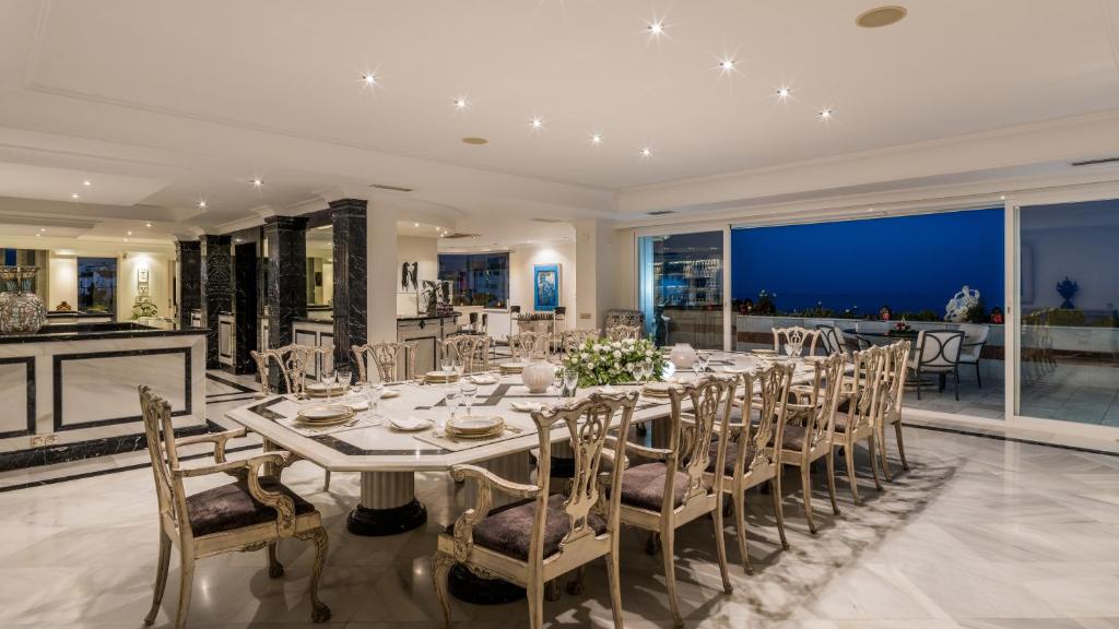 Imagen de la galería de Sky Villa, en Marbella