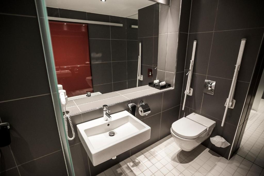 Koupelna v ubytování Quality Hotel Edvard Grieg