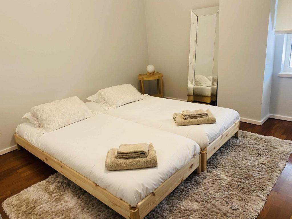 Apart T3 com piscina tenis ginasio e parq infant - 公寓
