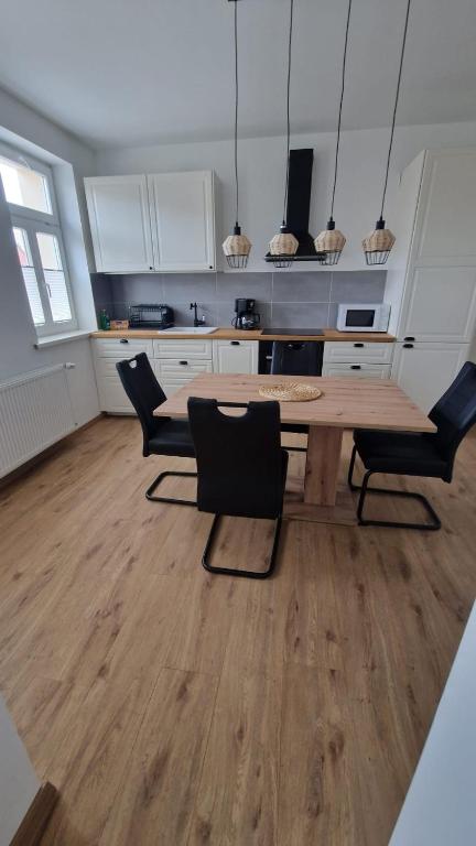 Kuchyň nebo kuchyňský kout v ubytování Gemütliche Ferienwohnung in Elbingerode/Harz