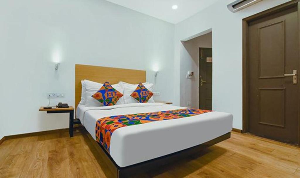 Gallery image of FabHotel Akash Ganga Ballygunge in Ballygunge