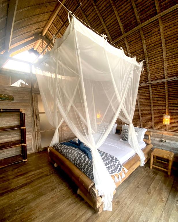 Vertical House Bali - 9