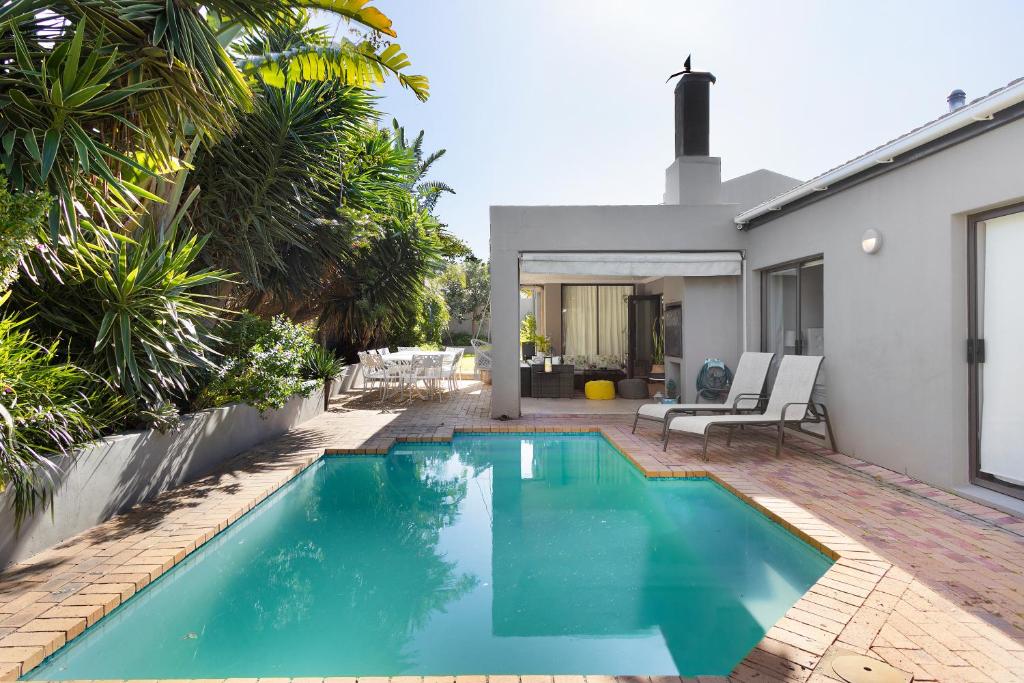 Richmond Villa, Bloubergstrand (updated prices 2024)