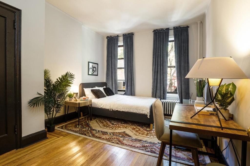 Apartment 229 Upper East Side, New York (updated prices 2024)