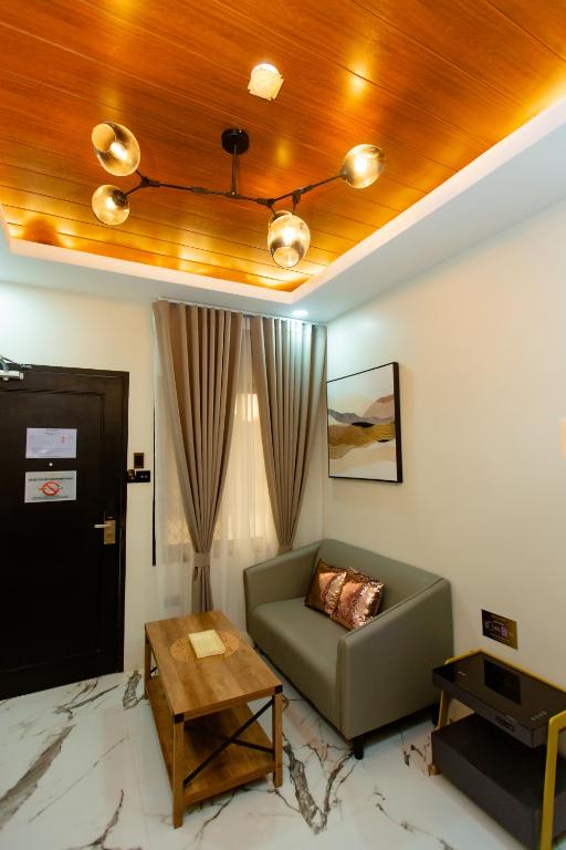 Posezení v ubytování Rockfort Hotel