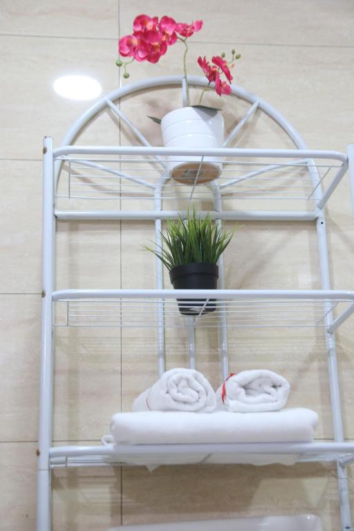 Fotografie z fotogalerie ubytování Apartamento BOUTIQUE con encanto en Juan Dolio-Metro Country Club-CON PISCINA, SEGURIDAD PRIVADA, ENERGIA 24-7, CAMPO DE GOLF Y TENIS v destinaci Juan Dolio