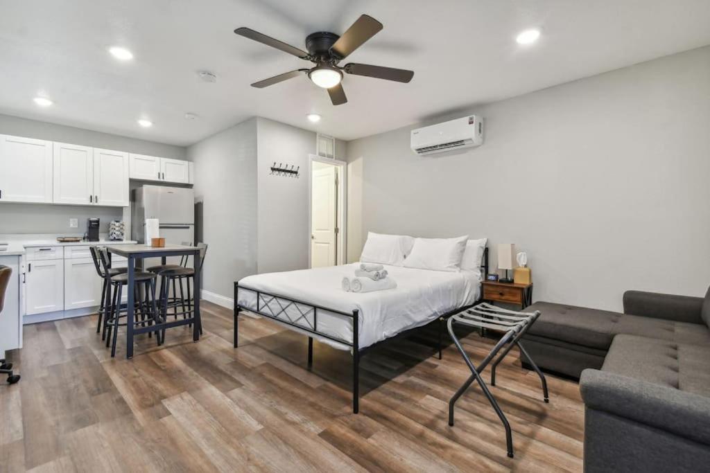 By the River, InLaw Suite, Tampa (updated prices 2024)