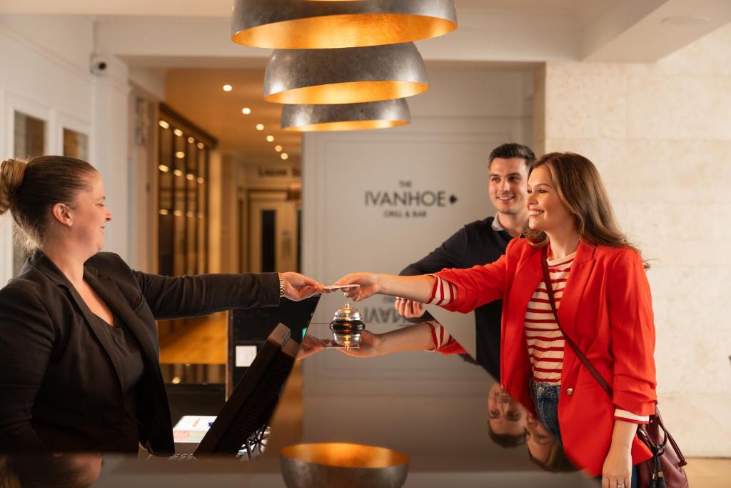 Ivanhoe Inn and Hotel - Resim 10