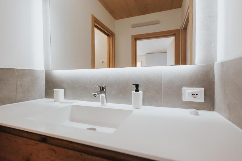 Koupelna v ubytování Falcade Lodge