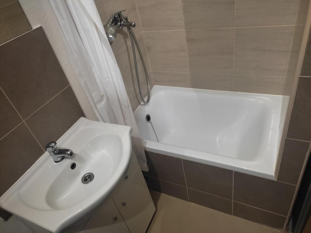 Spa & Pool Apartments Prestige VILLA IVICA - Resim 45