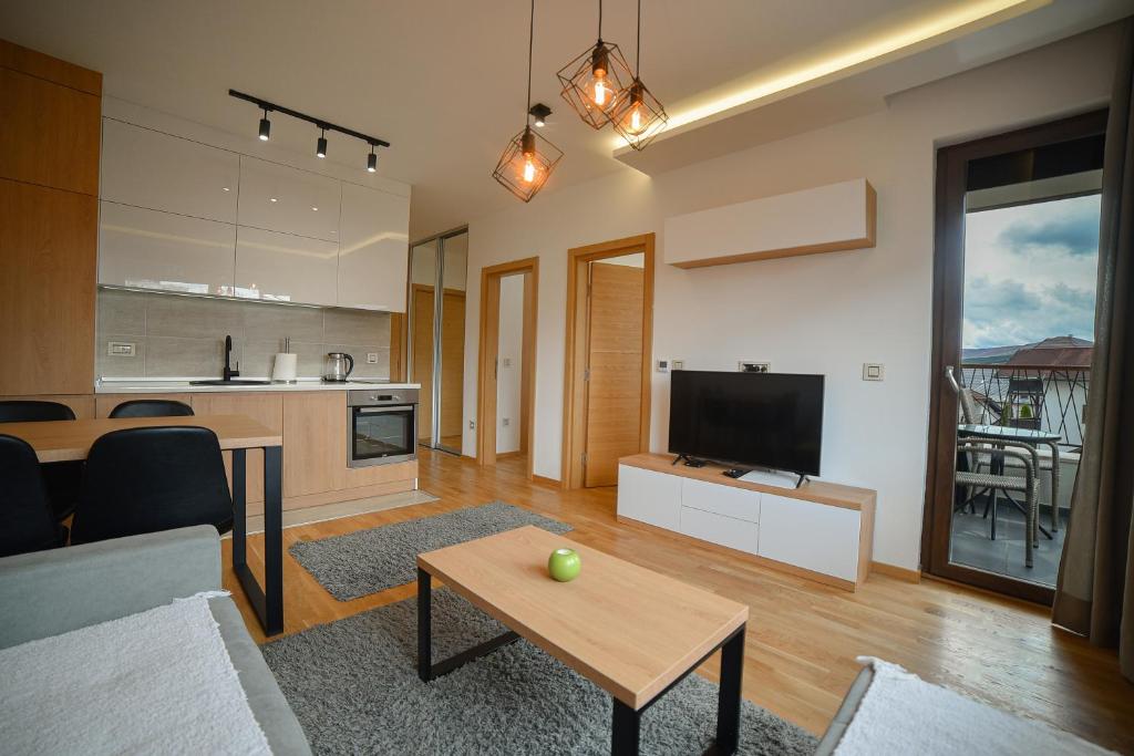 Köök või kööginurk majutusasutuses Aria Club Wellness&Spa Zlatibor