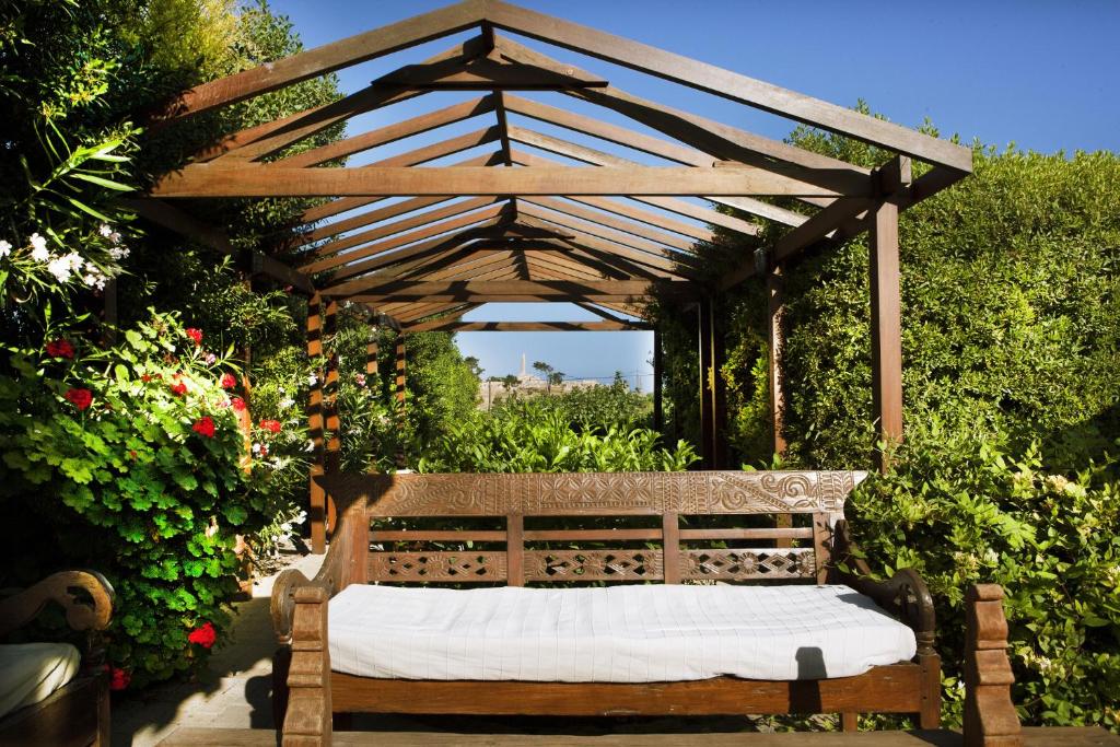 Zahrada ubytování Rastoni Hotel Aegina