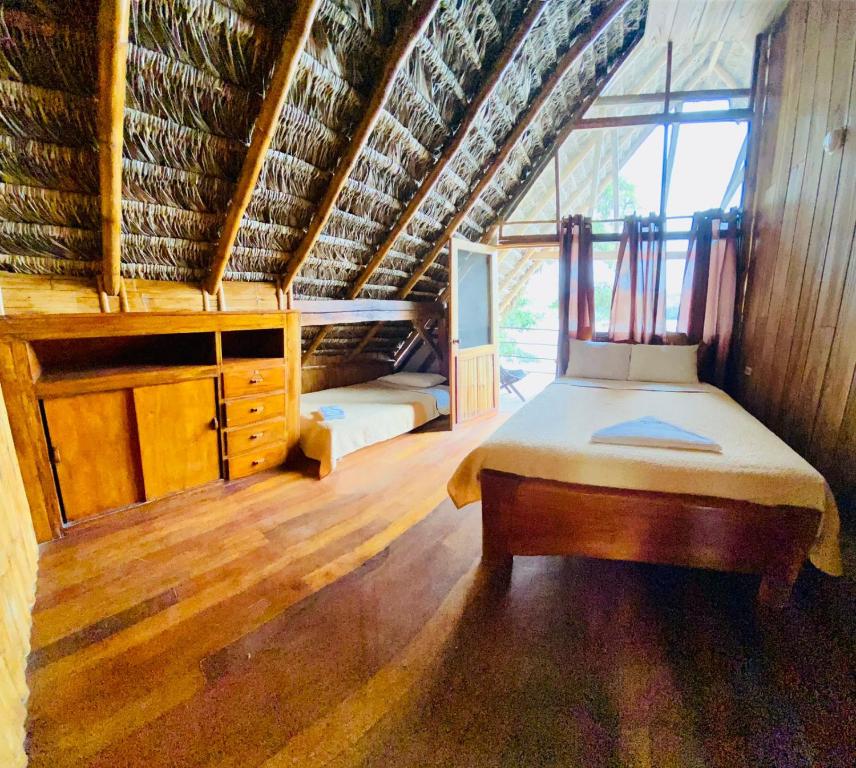 River Spot Lodge - Deluxe Triple Room