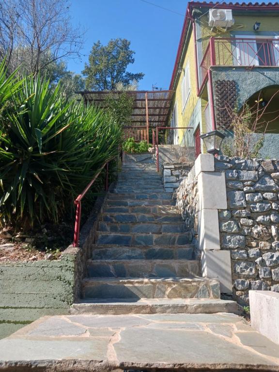 Sminos Farm House E4 path, Γυθειο - Twee Slaapkamers Huis