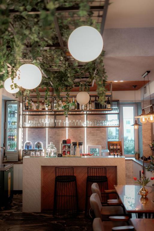 NED Hotel - Resim 14