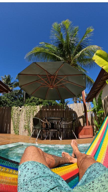 Bazén v ubytování LAUS Bangalôs Experience - Piscina Privativa - Praia de Algodões - Península de Maraú - Bahia nebo v jeho okolí