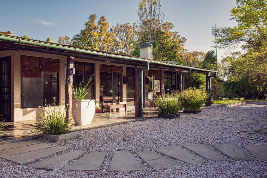 Casa Shanti - La Barra - Deluxe Bungalow With Garden View