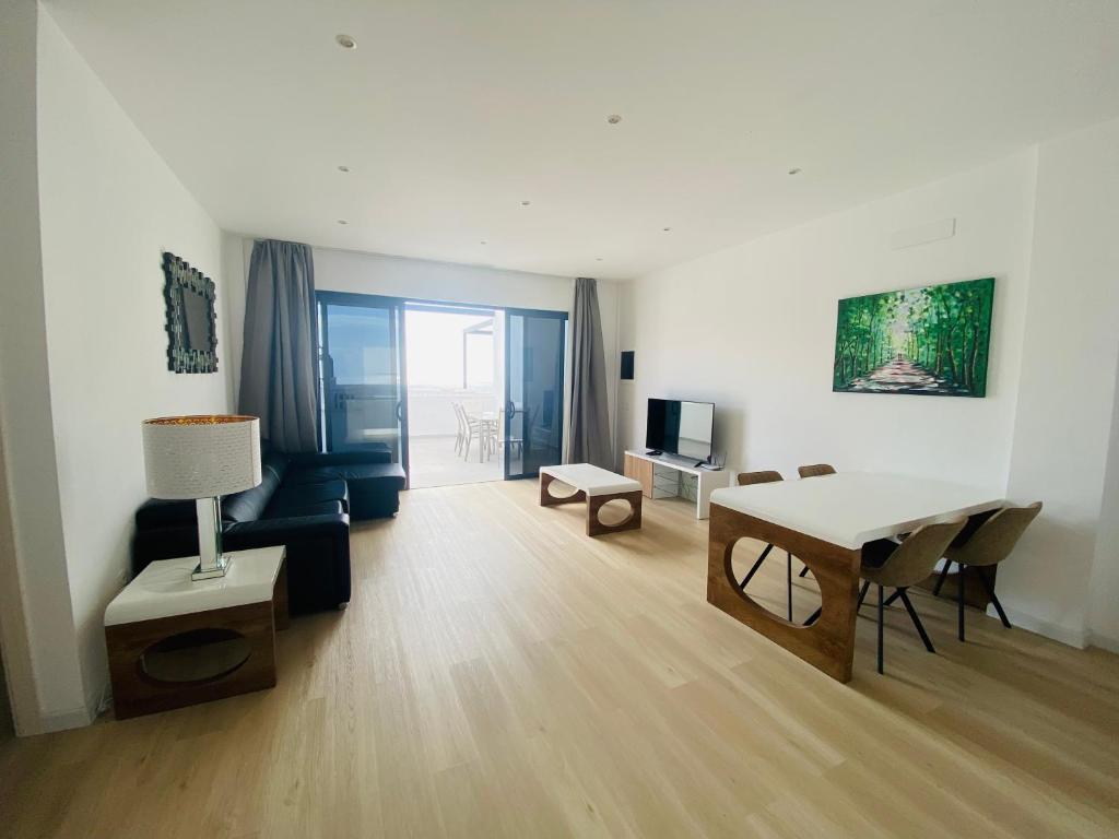 Atlántico Plaza Apartments - 4