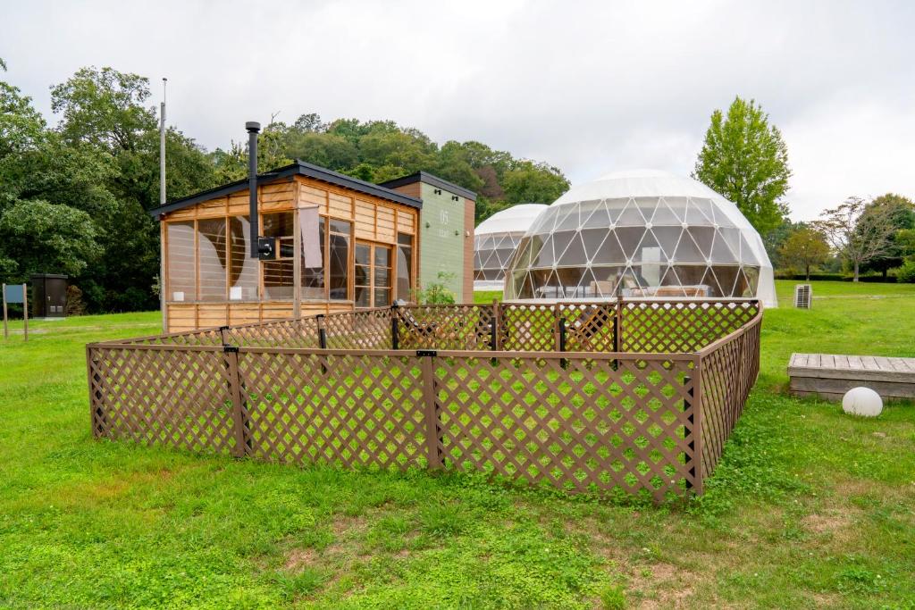 Zahrada ubytování 備北丘陵公園　湖畔ステイズ庄原