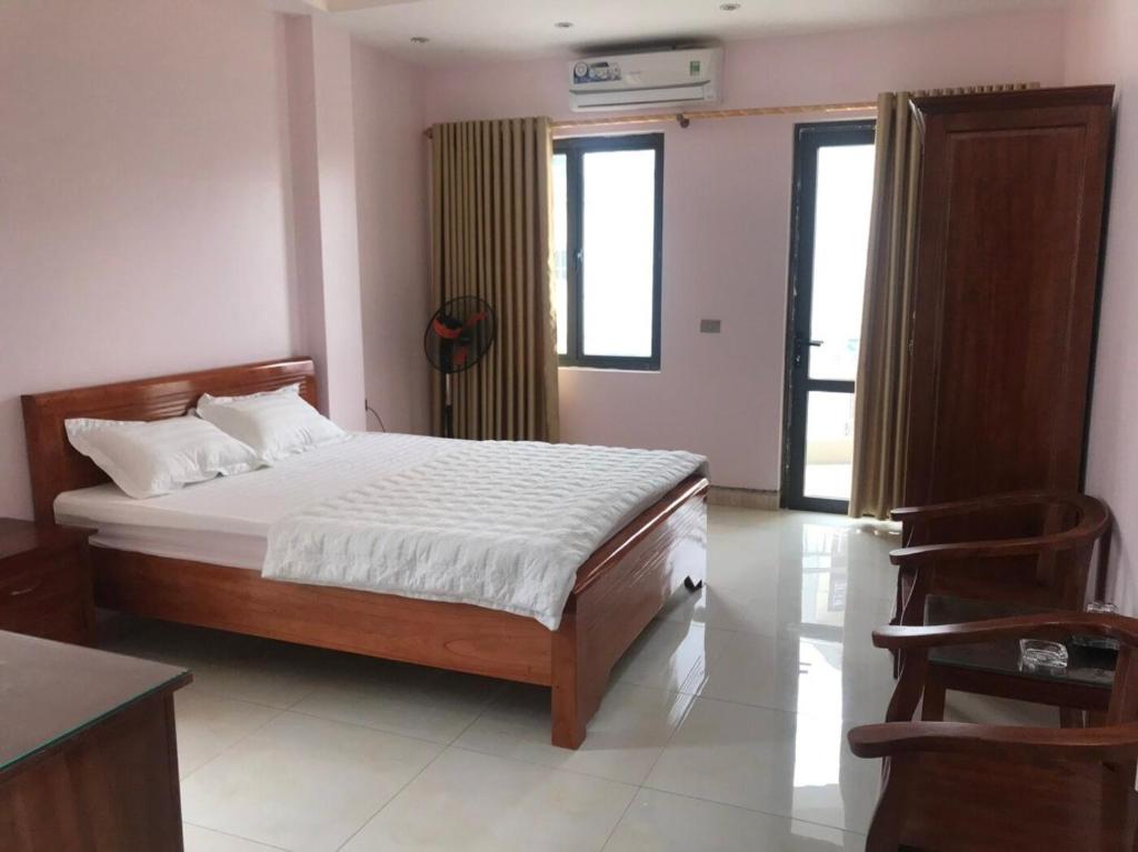 Quỳnh Hương Hotel Phú Thọ - Deluxe Double Room