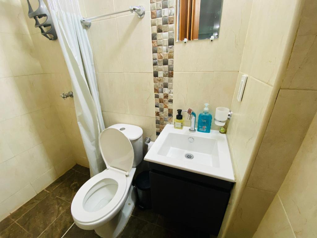 Vannituba majutusasutuses Casa Feliz Hostal