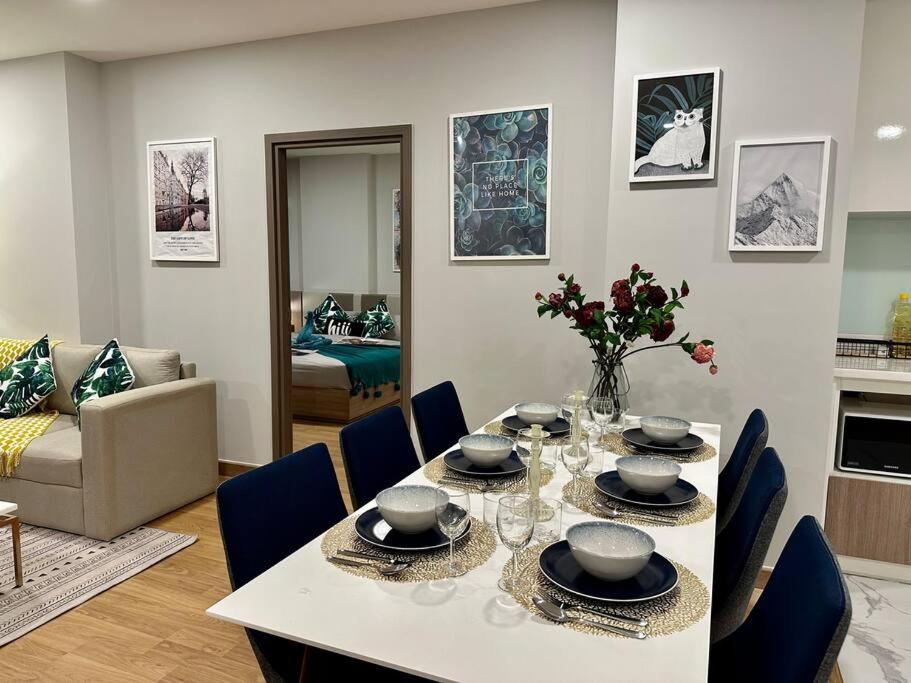Posezení v ubytování Astra sky river High floor,3 bedrooms 97㎡ 山景房带浴缸